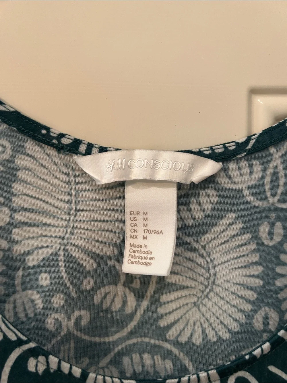 H&M Teal and White Scoop Neck Printed Tank - Picture 2 of 2